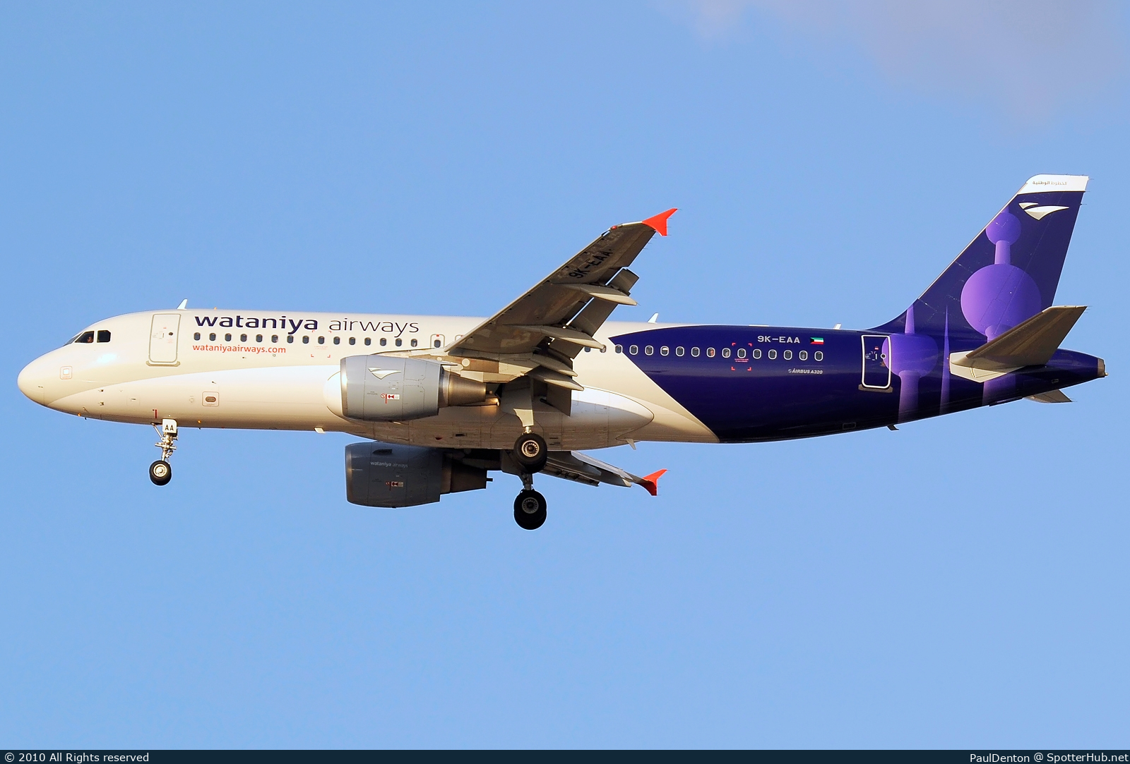 Photo of 9K-EAA - Airbus A320-214 operated by Wataniya Airways