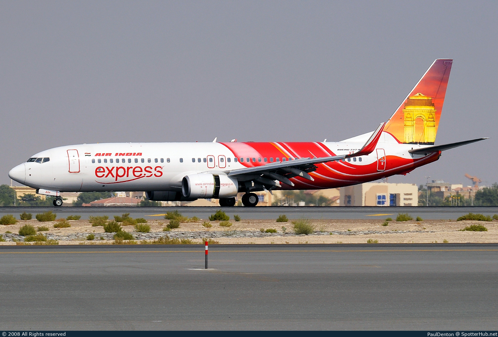 Photo of VT-AXH - Boeing 737-8HG operated by Air India Express