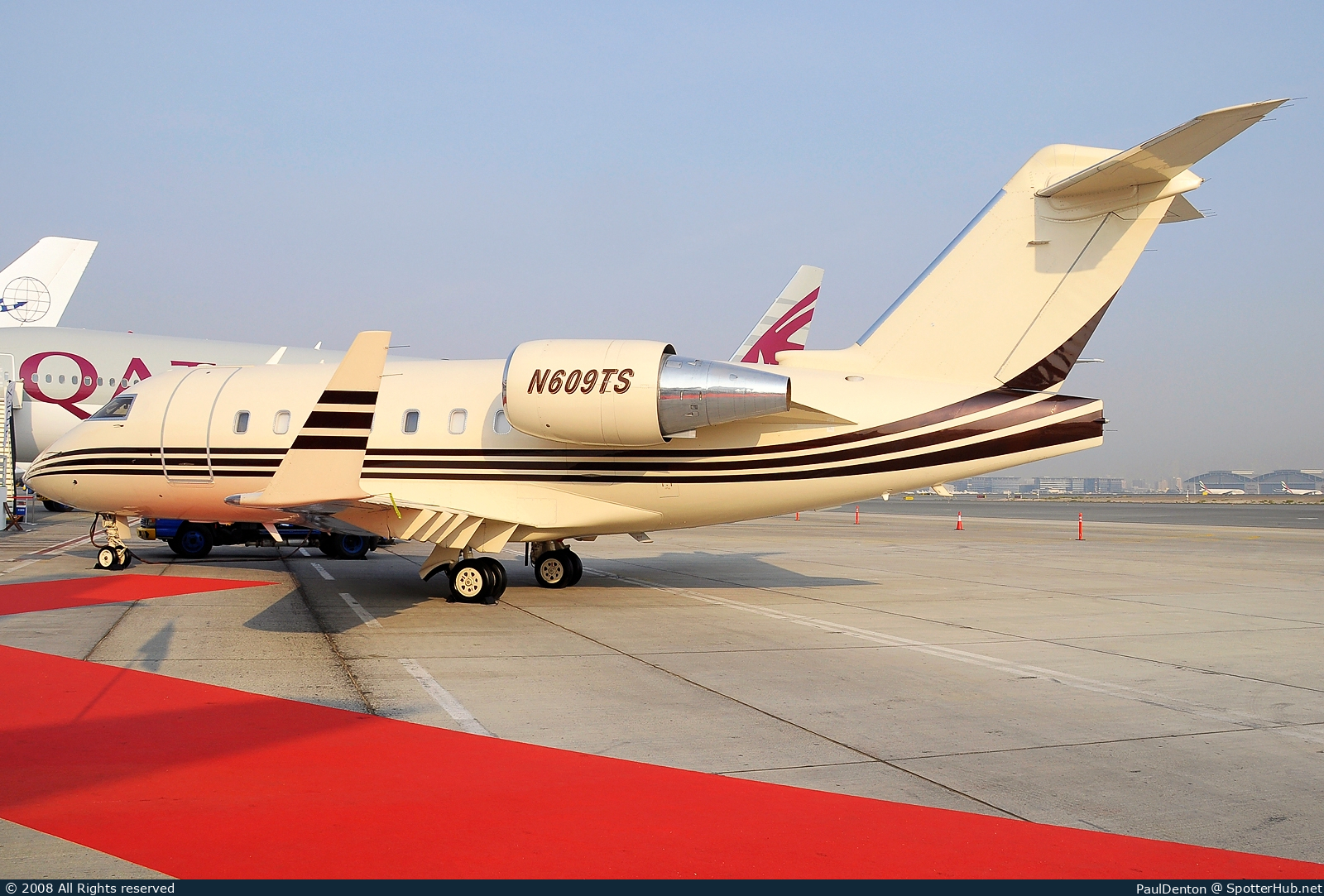 Photo of N609TS - Bombardier Challenger 604 operated by Aero Toy Store