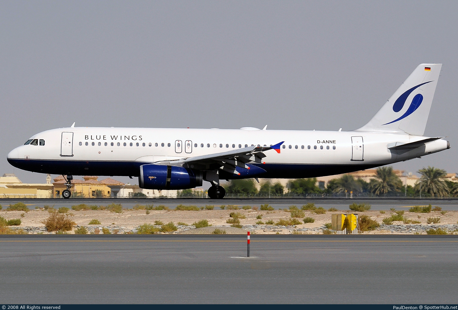 Photo of D-ANNE - Airbus A320-232 operated by Blue Wings