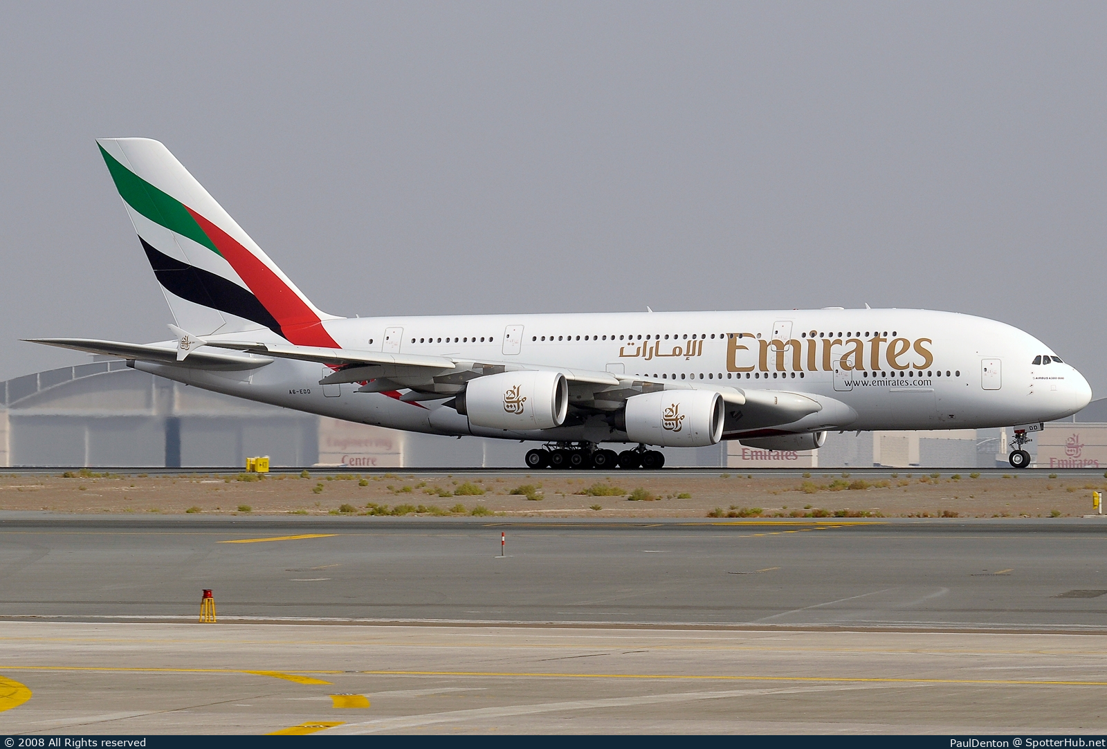 Photo of A6-EDD - Airbus A380-861 operated by Emirates