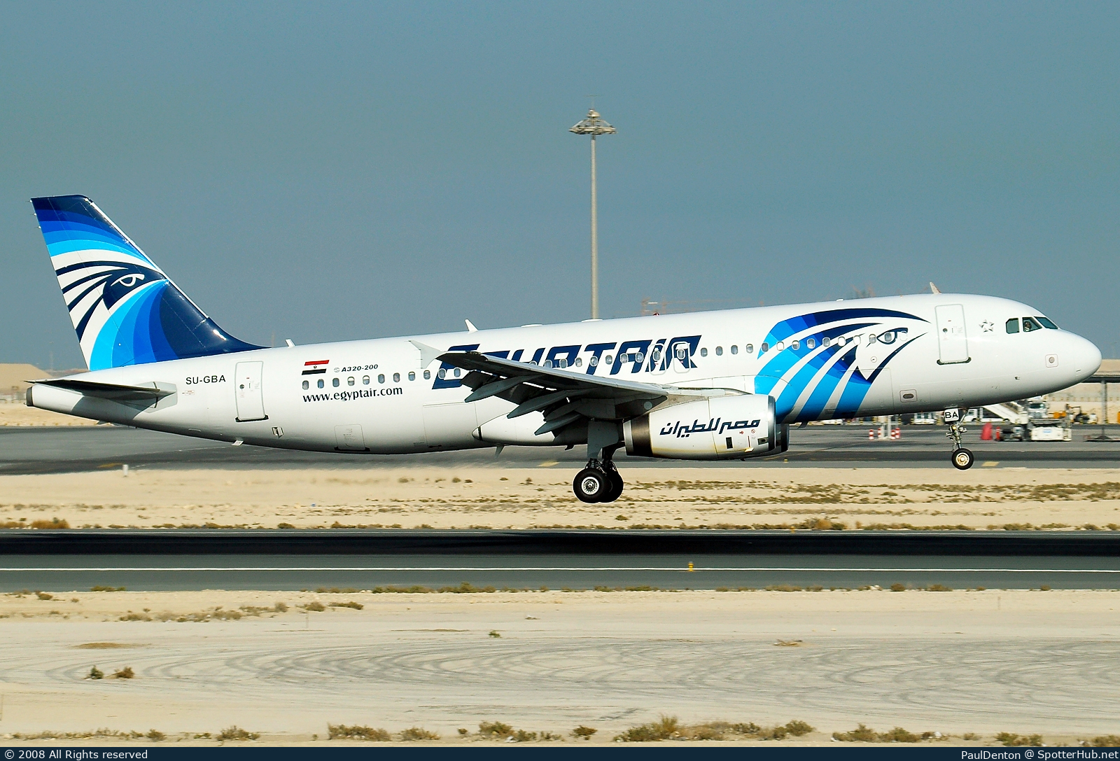 Photo of SU-GBA - Airbus A320-231 operated by Egyptair
