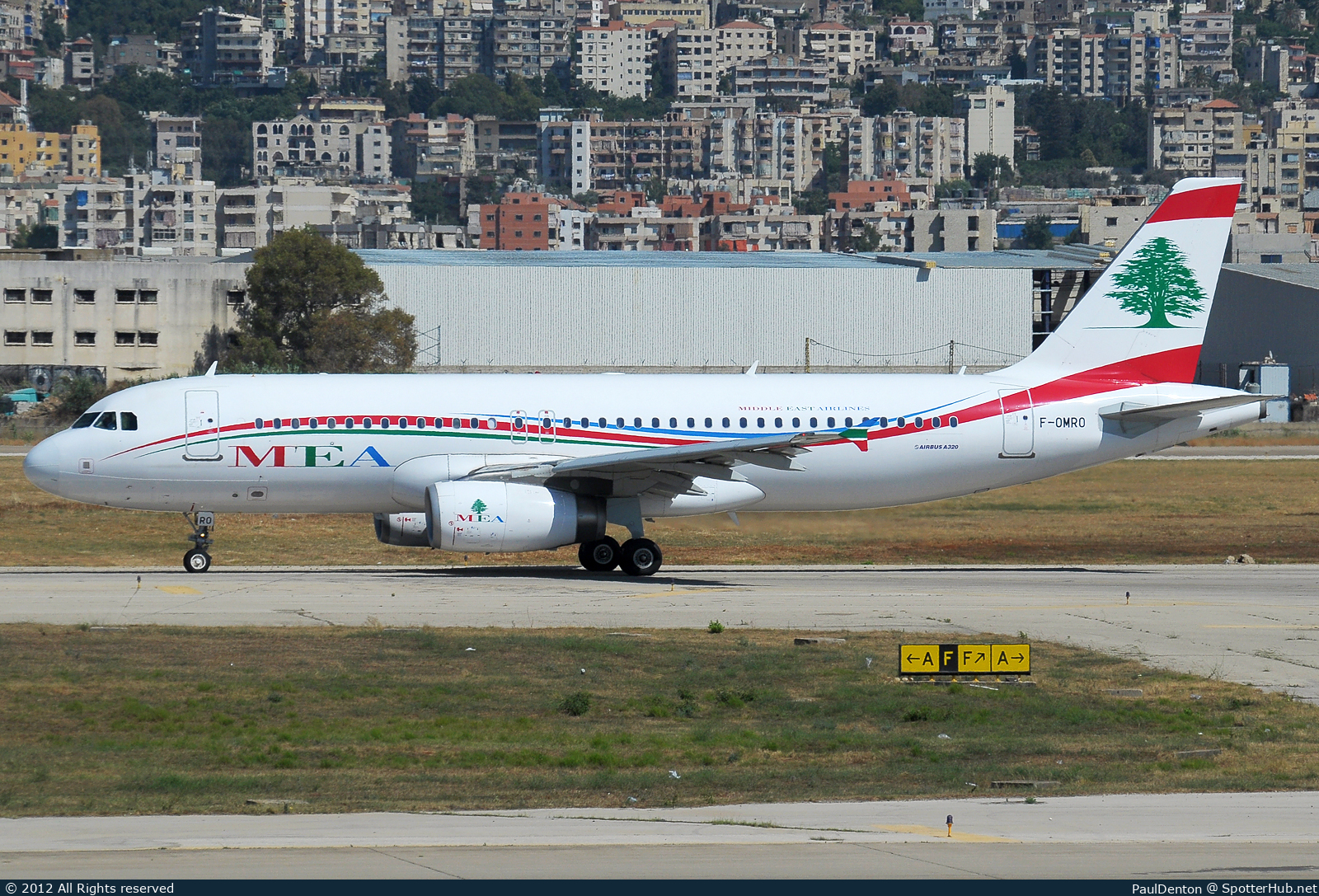 Photo of F-OMRO - Airbus A320-232 operated by MEA Middle East Airlines