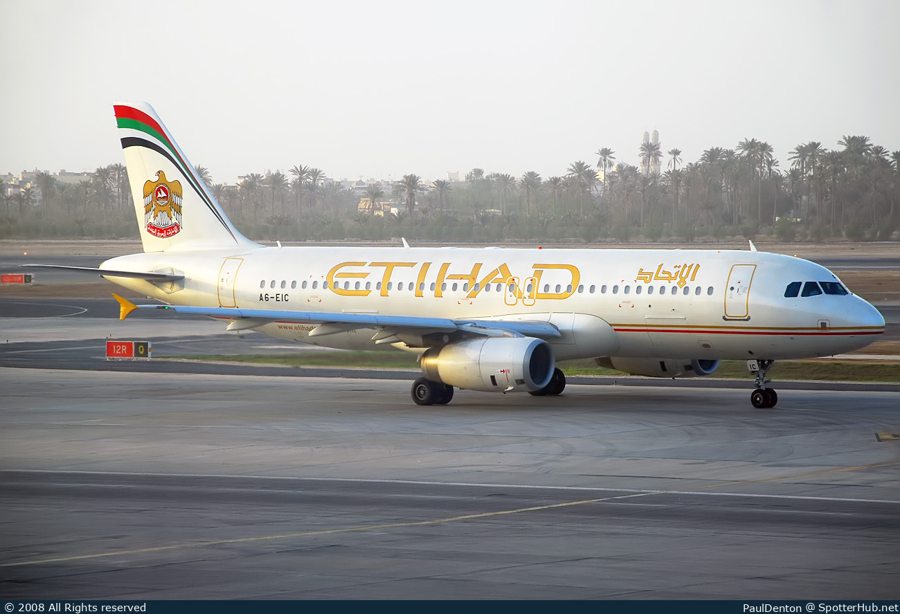 Photo of A6-EIC - Airbus A320-232 operated by Etihad Airways