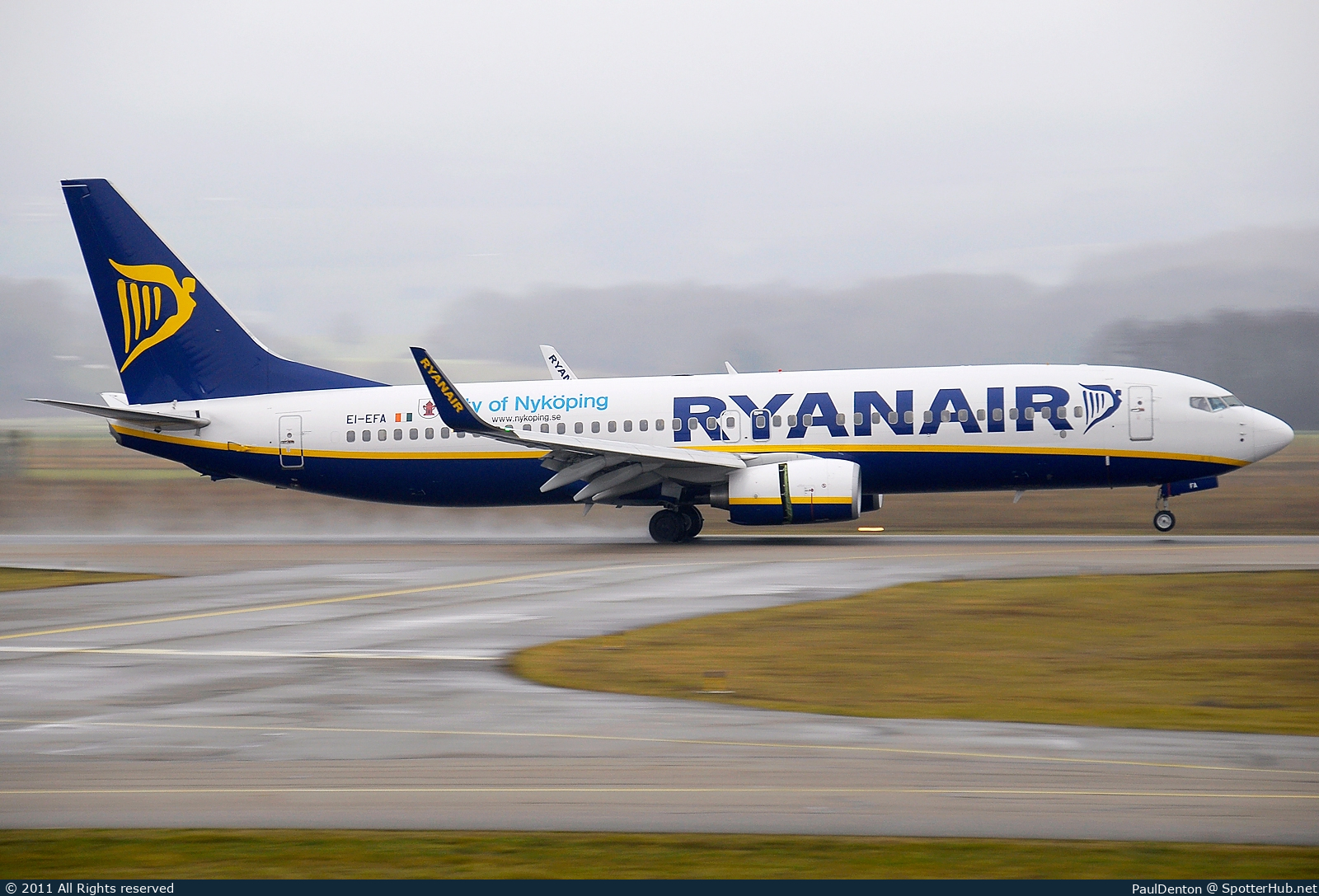 Photo of EI-EFA - Boeing 737-8AS operated by Ryanair