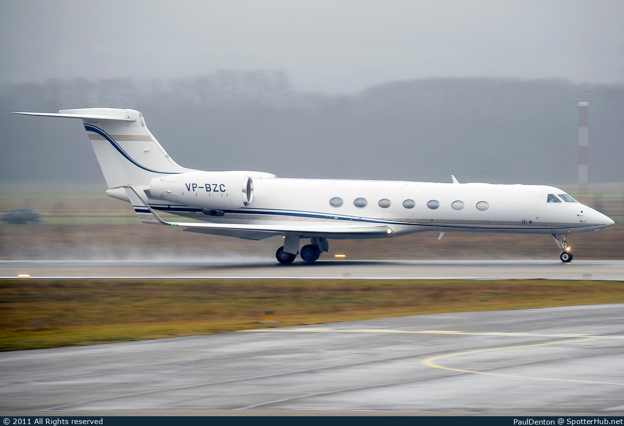 Photo of VP-BZC - Gulfstream GV-SP (G550) operated by Private