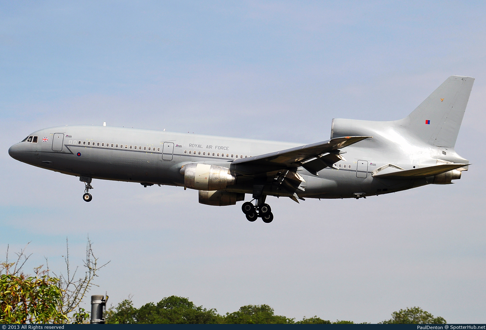 Photo of ZE706 - Lockheed L-1011-500 TriStar C.2A operated by Royal Air Force