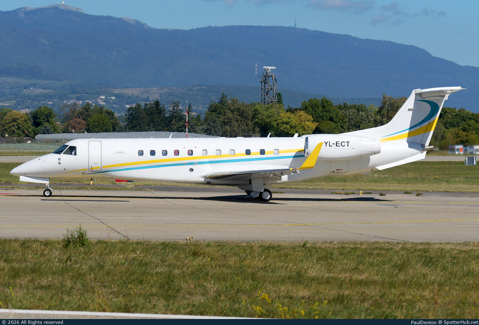Photo of YL-ECT - Embraer Legacy 650 operated by Union Aviation
