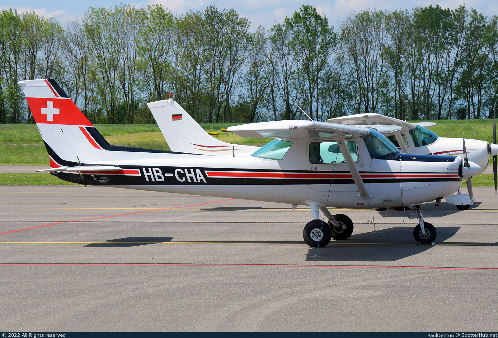 Photo of HB-CHA - Reims-Cessna F152 operated by AéroFormation