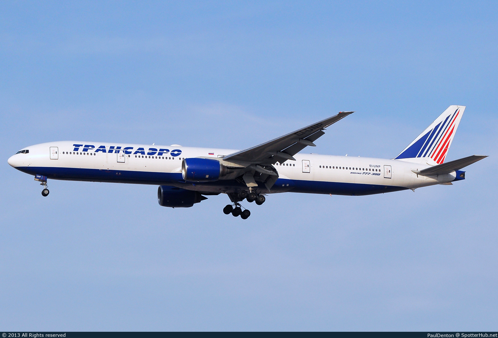 Photo of EI-UNP - Boeing 777-312 operated by Transaero