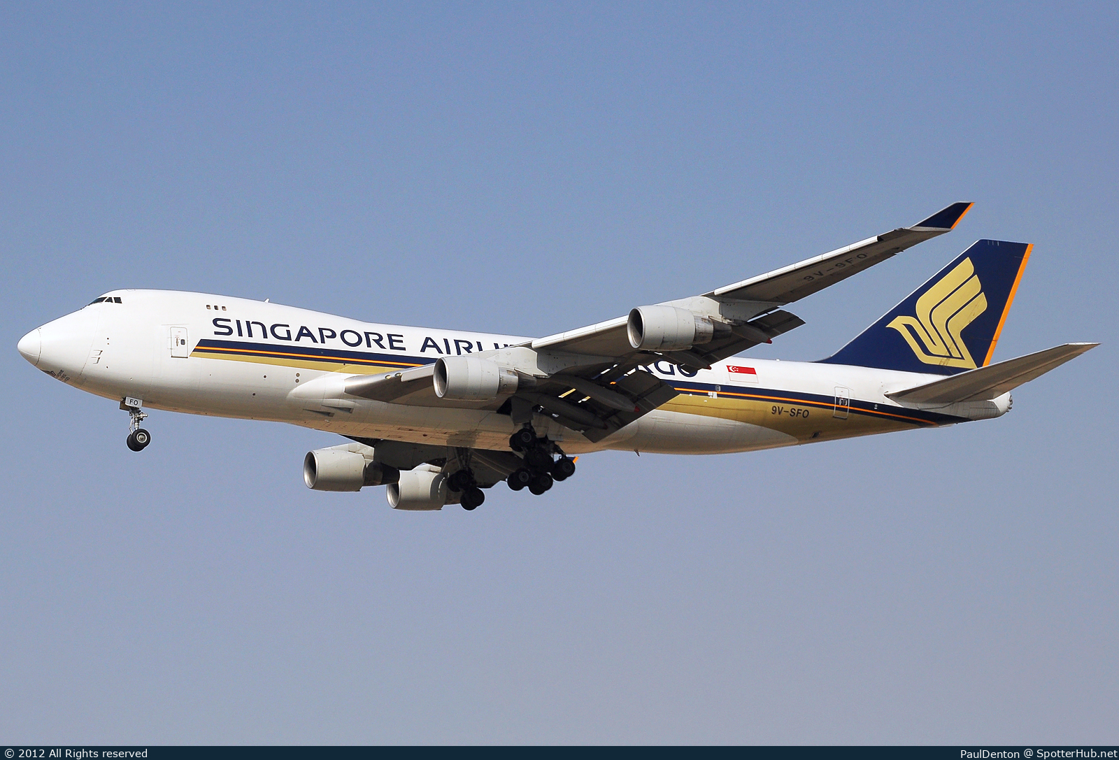 Photo of 9V-SFO - Boeing 747-412F operated by Singapore Airlines Cargo