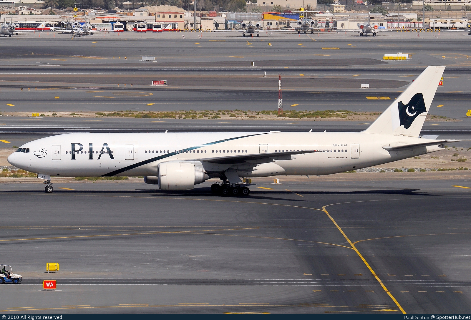 Photo of AP-BGJ - Boeing 777-240(ER) operated by PIA Pakistan International Airlines