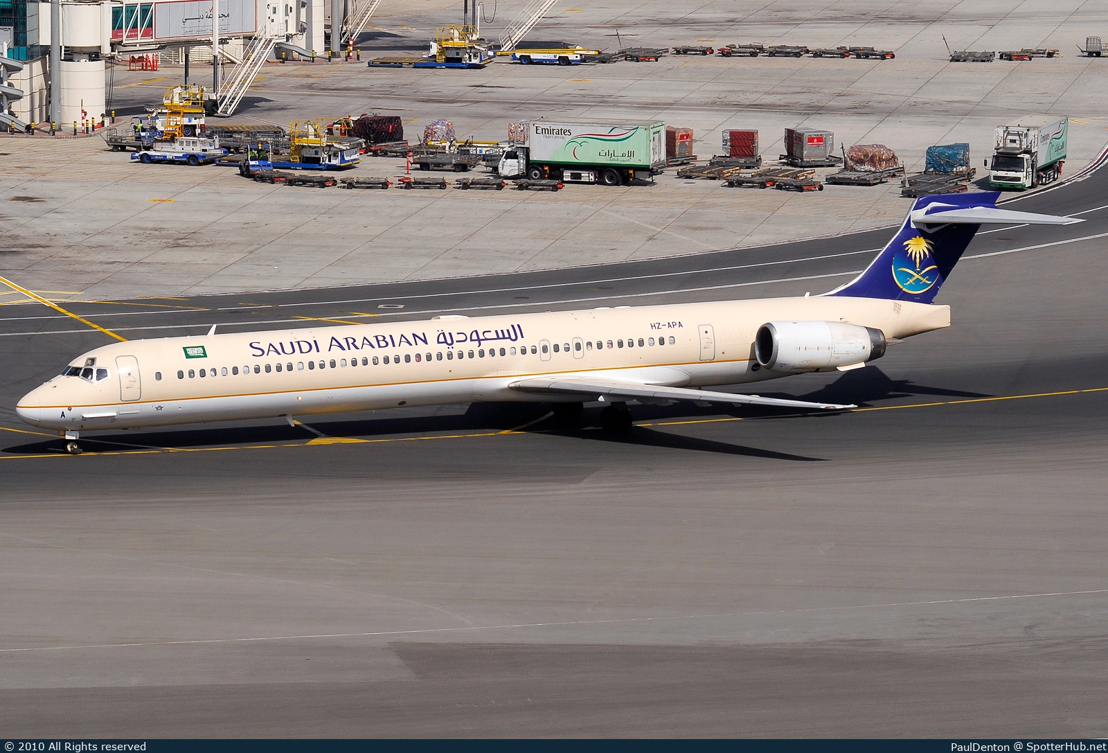 Photo of HZ-APA - McDonnell Douglas MD-90 operated by Saudi Arabian Airlines