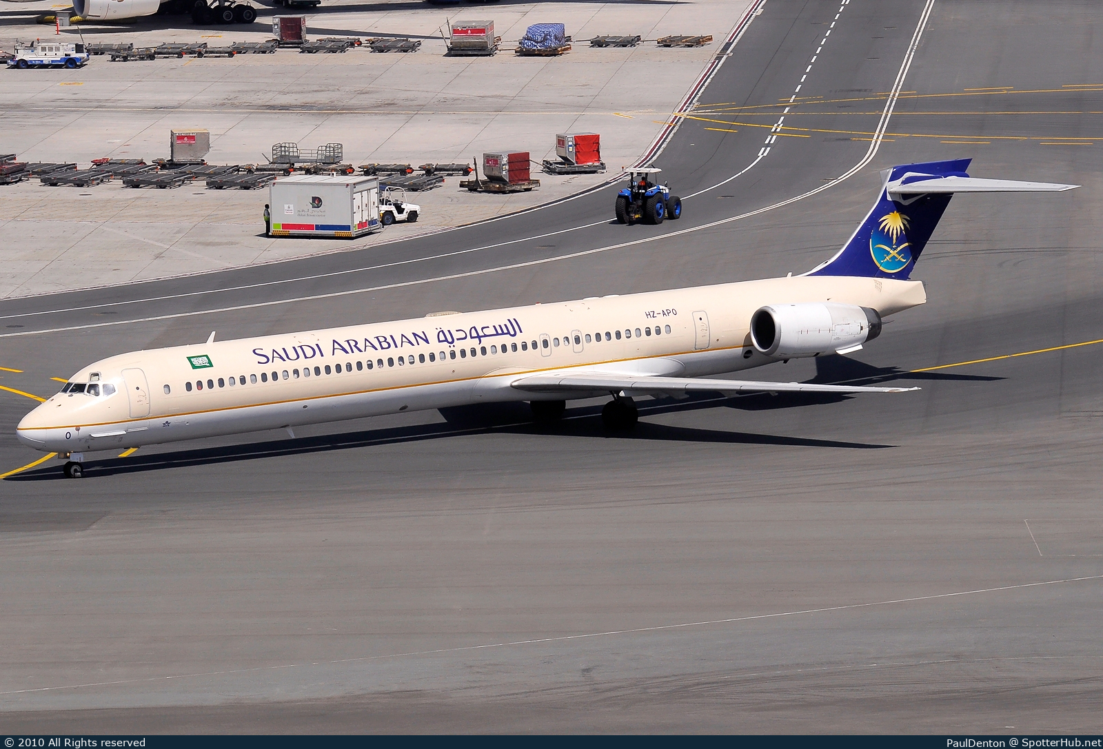 Photo of HZ-APO - McDonnell Douglas MD-90 operated by Saudi Arabian Airlines