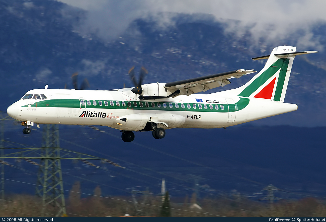Photo of I-ATLR - ATR 72-500 operated by Alitalia Express