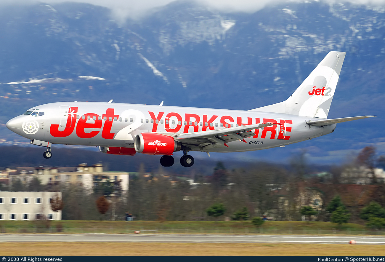 Photo of G-CELB - Boeing 737-377 operated by Jet2