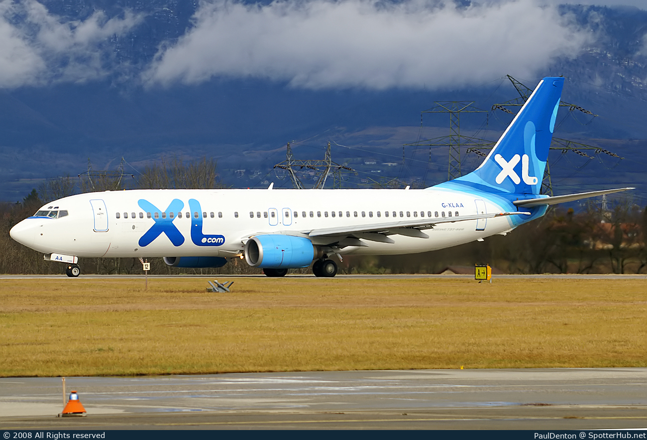 Photo of G-XLAA - Boeing 737-8Q8 operated by XL Airways
