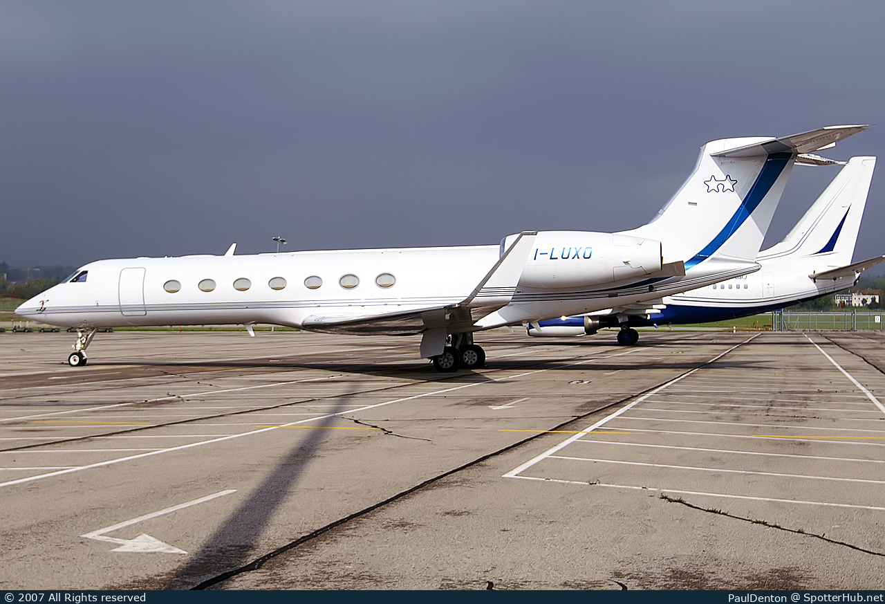 Photo of I-LUXO - Gulfstream GV-SP (G550) operated by Sirio Executive
