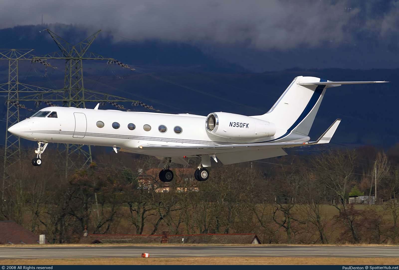 Photo of N350FK - Gulfstream GIV-X (G350) operated by Jet Aviation Flight Services