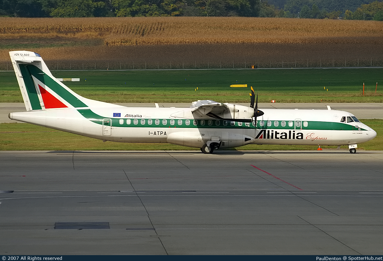 Photo of I-ATPA - ATR 72-500 operated by Alitalia Express