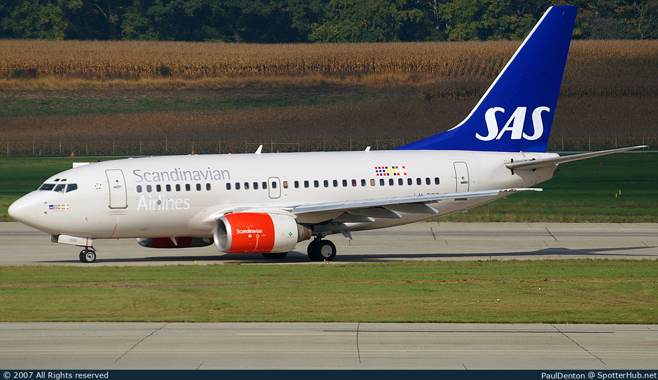 Photo of LN-RRR - Boeing 737-683 operated by SAS Scandinavian Airlines