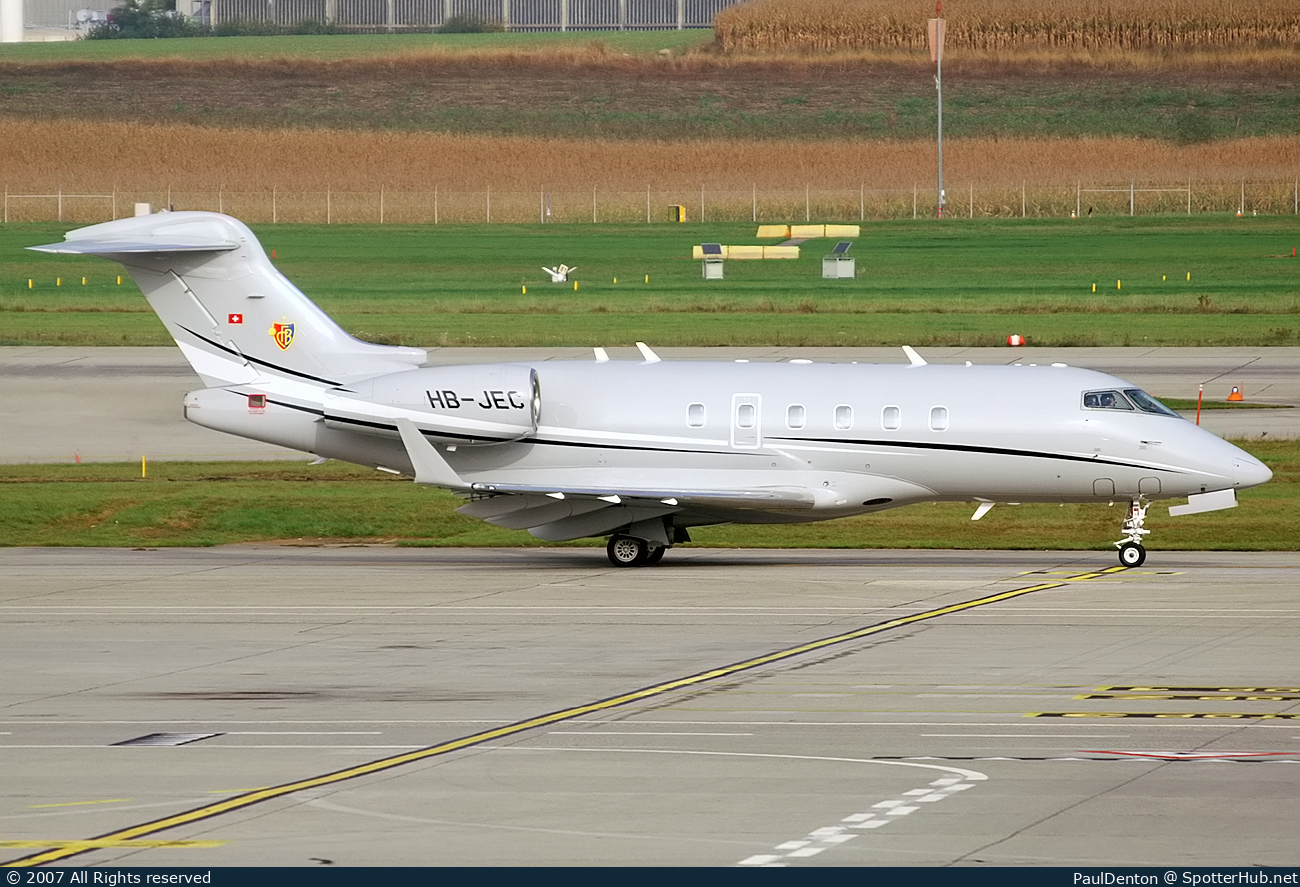Photo of HB-JEC - Bombardier Challenger 300 operated by Legendair