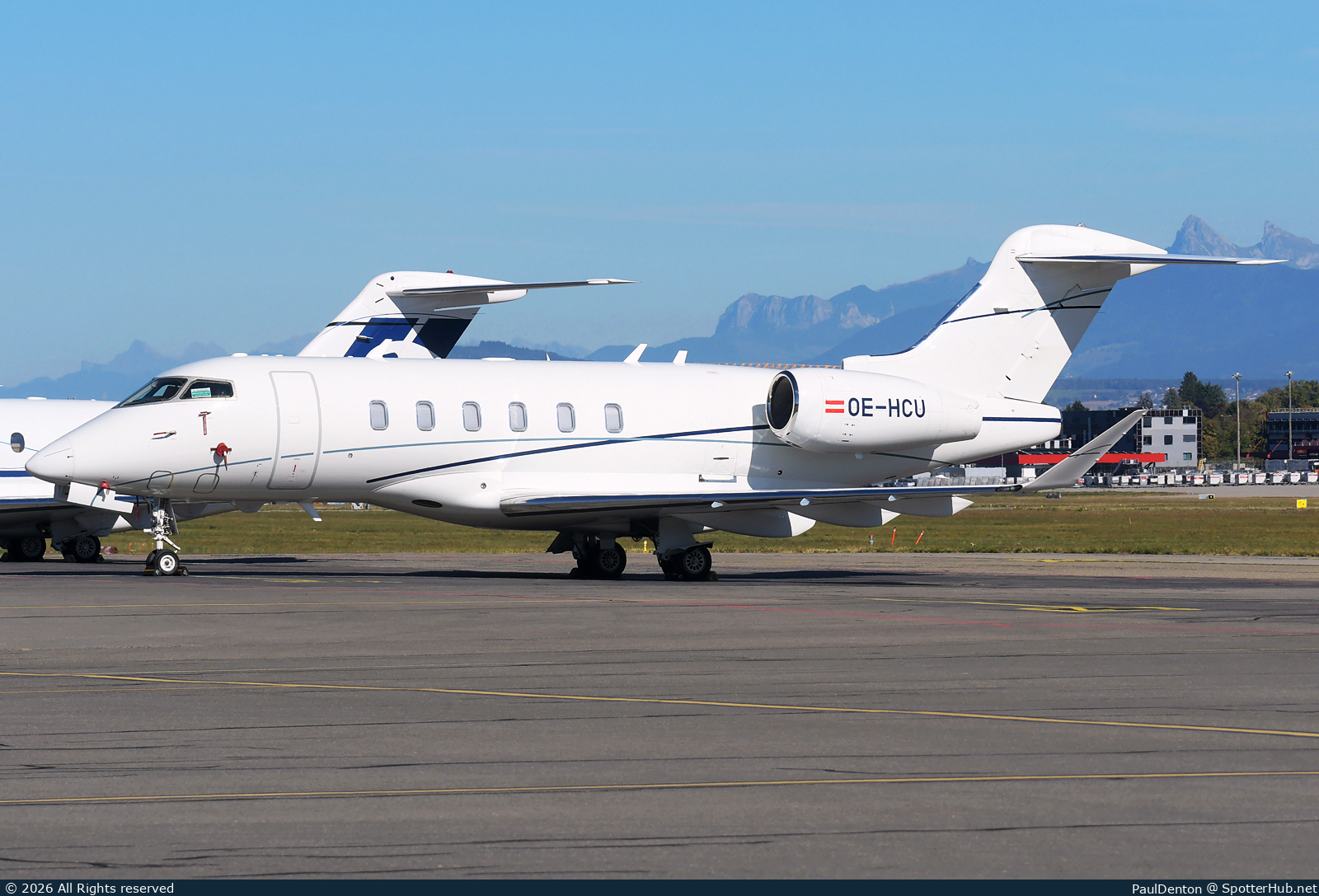 Photo of OE-HCU - Bombardier Challenger 350 operated by Sparfell Luftfahrt