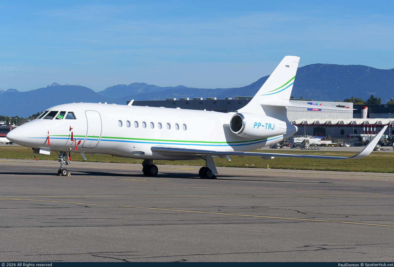 Photo of PP-TRJ - Dassault Falcon 2000LX operated by Private