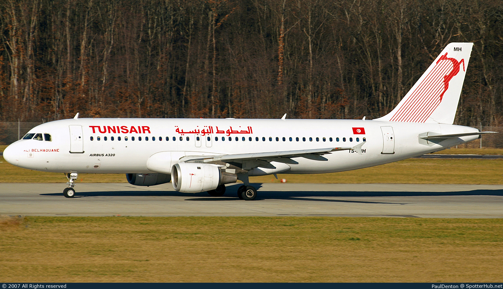 Photo of TS-IMH - Airbus A320-211 operated by Tunisair