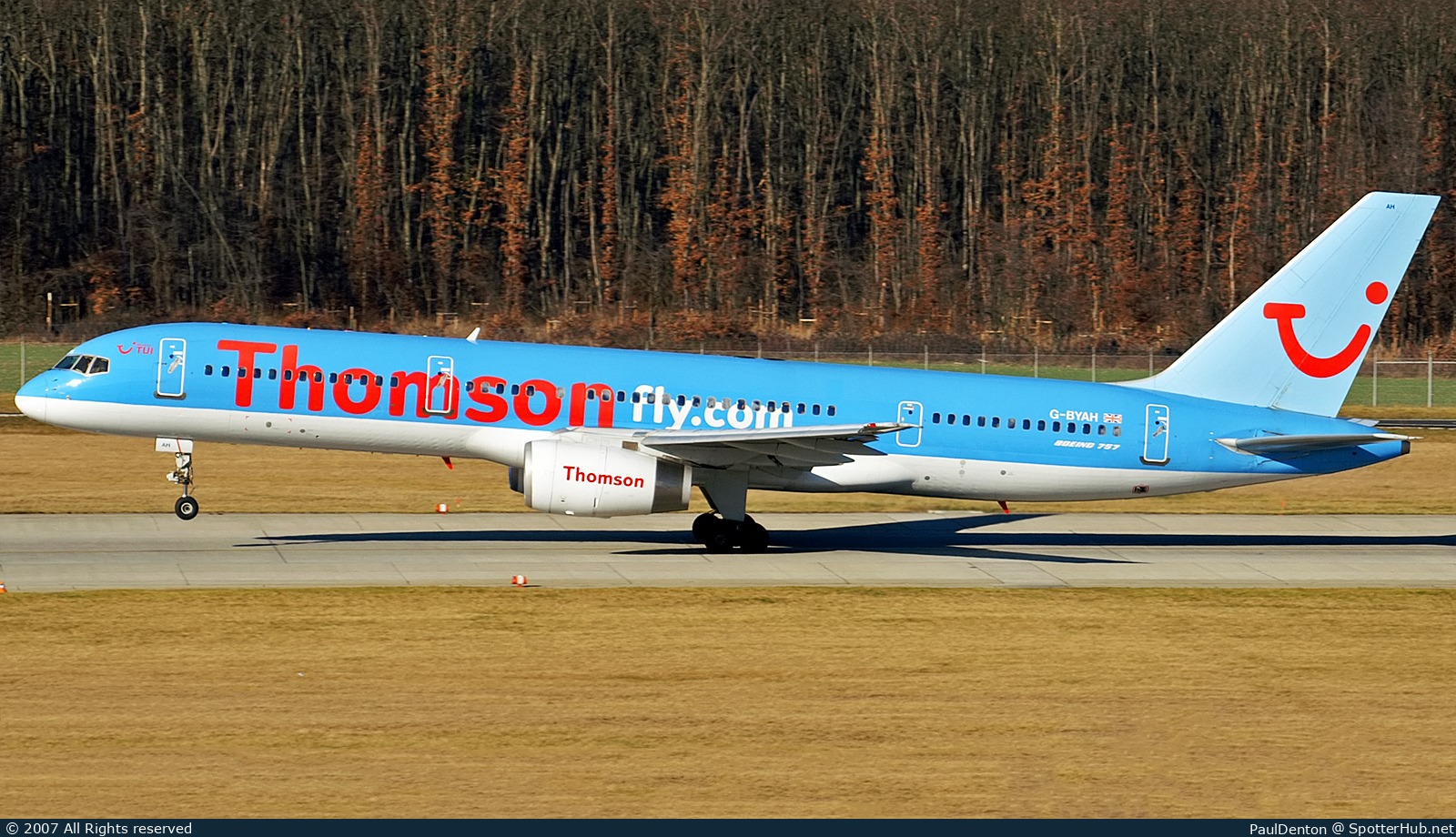 Photo of G-BYAH - Boeing 757-204 operated by Thomsonfly