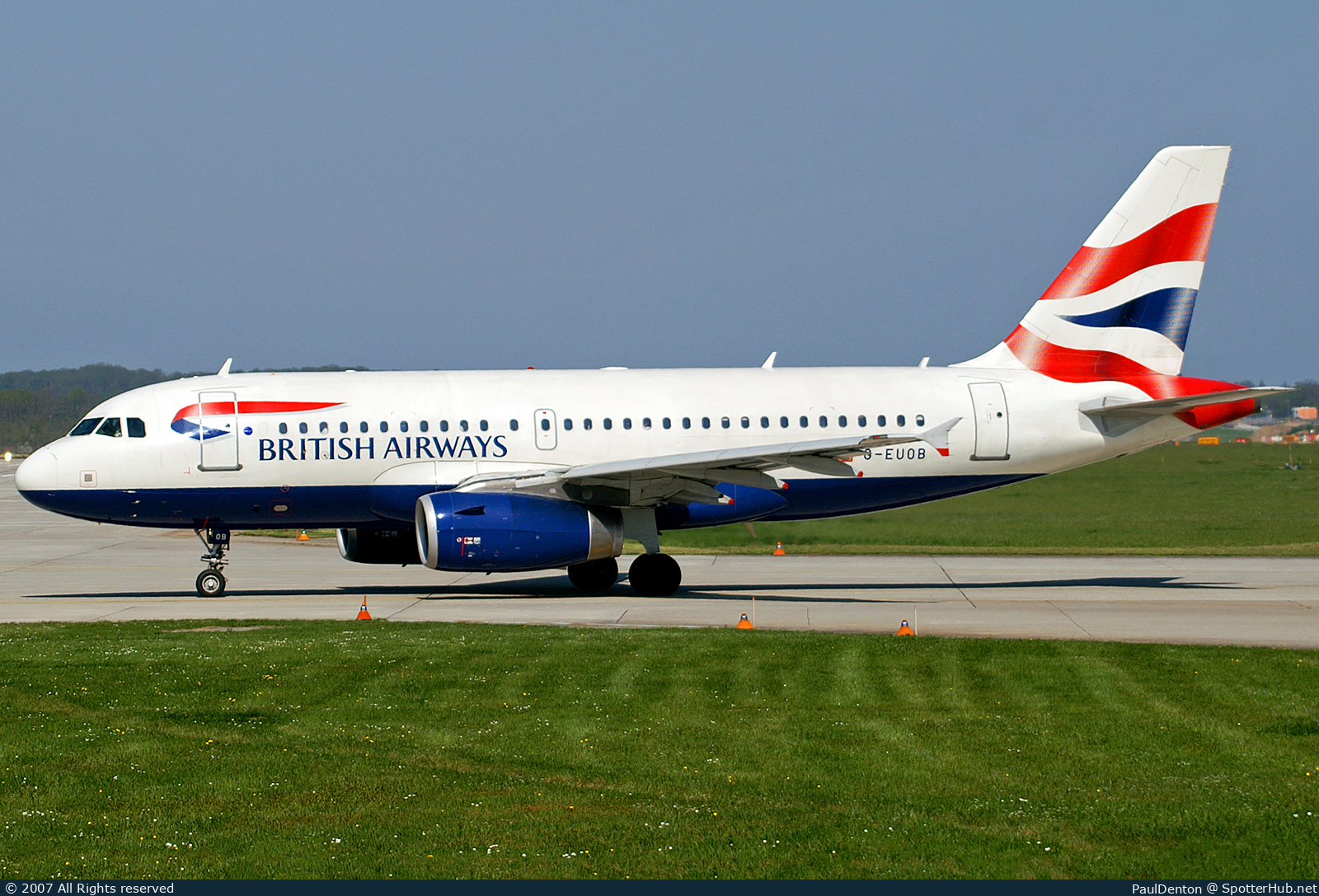 Photo of G-EUOB - Airbus A319-131 operated by British Airways
