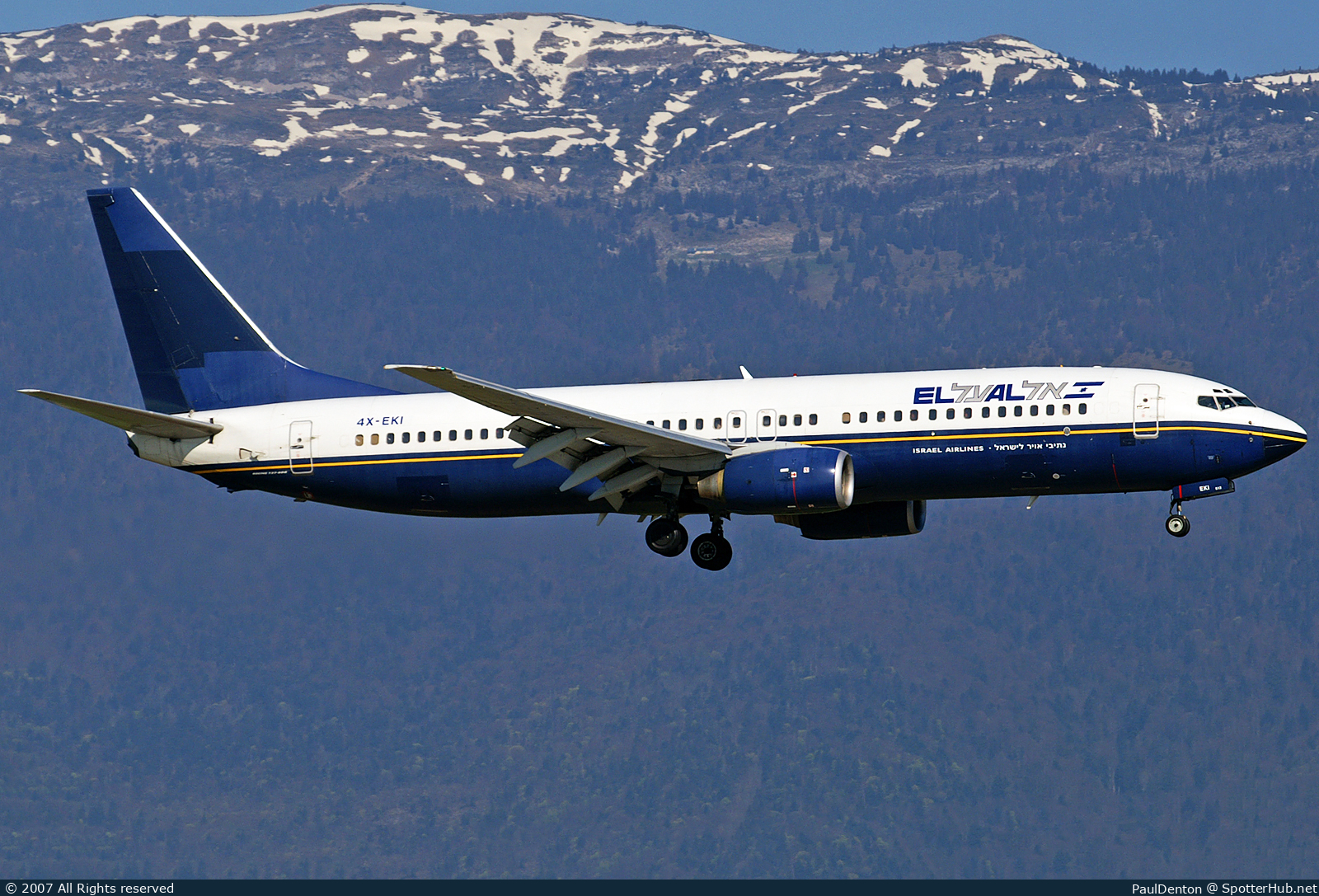 Photo of 4X-EKI - Boeing 737-86N operated by El Al Israel Airlines