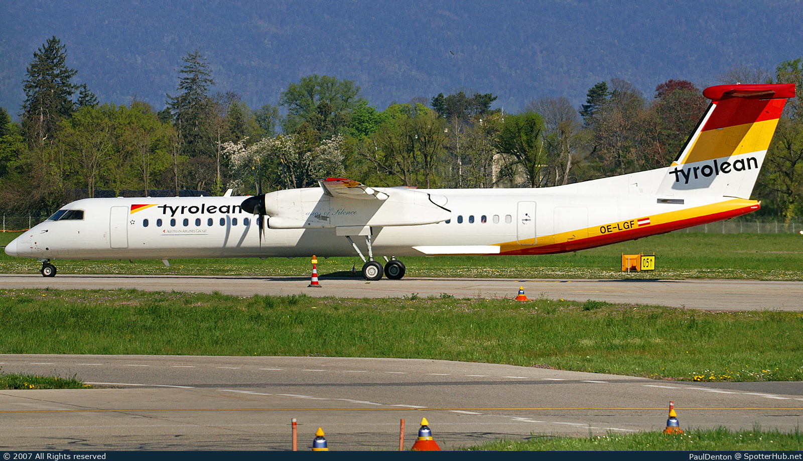 Photo of OE-LGF - Bombardier DHC-8-402 Dash 8 Q400 operated by Tyrolean Airways