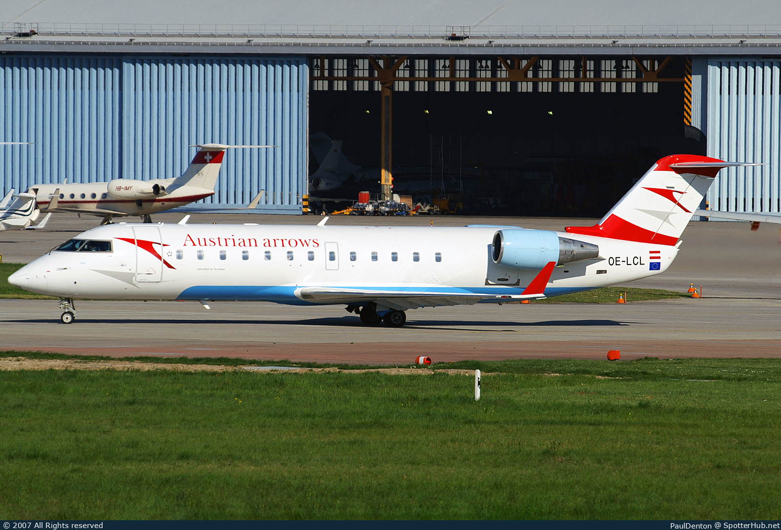 Photo of OE-LCL - Bombardier CRJ-200LR operated by Austrian Arrows (opb Tyrolean Airways)