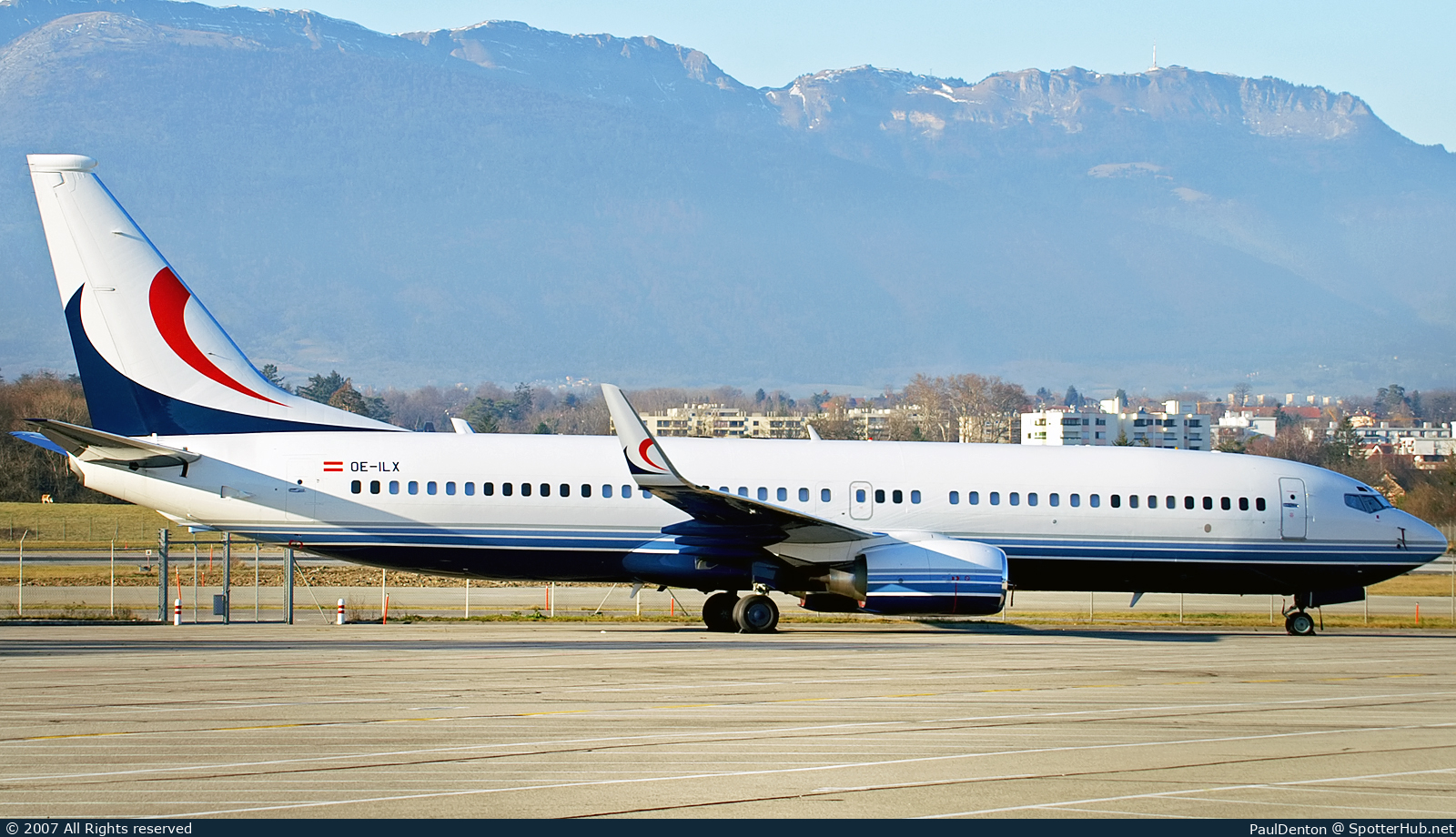 Photo of OE-ILX - Boeing 737-8DR(BBJ2) operated by Global Jet Austria