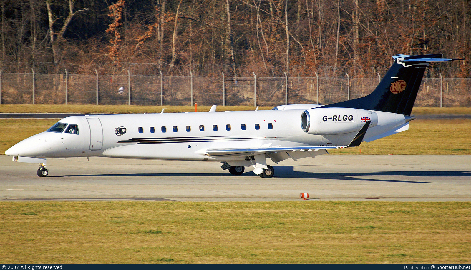 Photo of G-RLGG - Embraer Legacy 600 operated by RLG Rent and Leasing Group