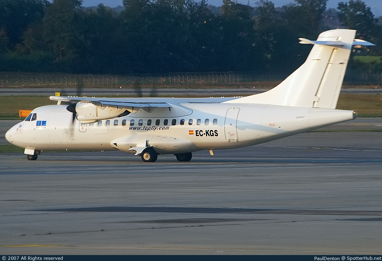 Photo of EC-KGS - ATR 42-300 operated by Top Fly