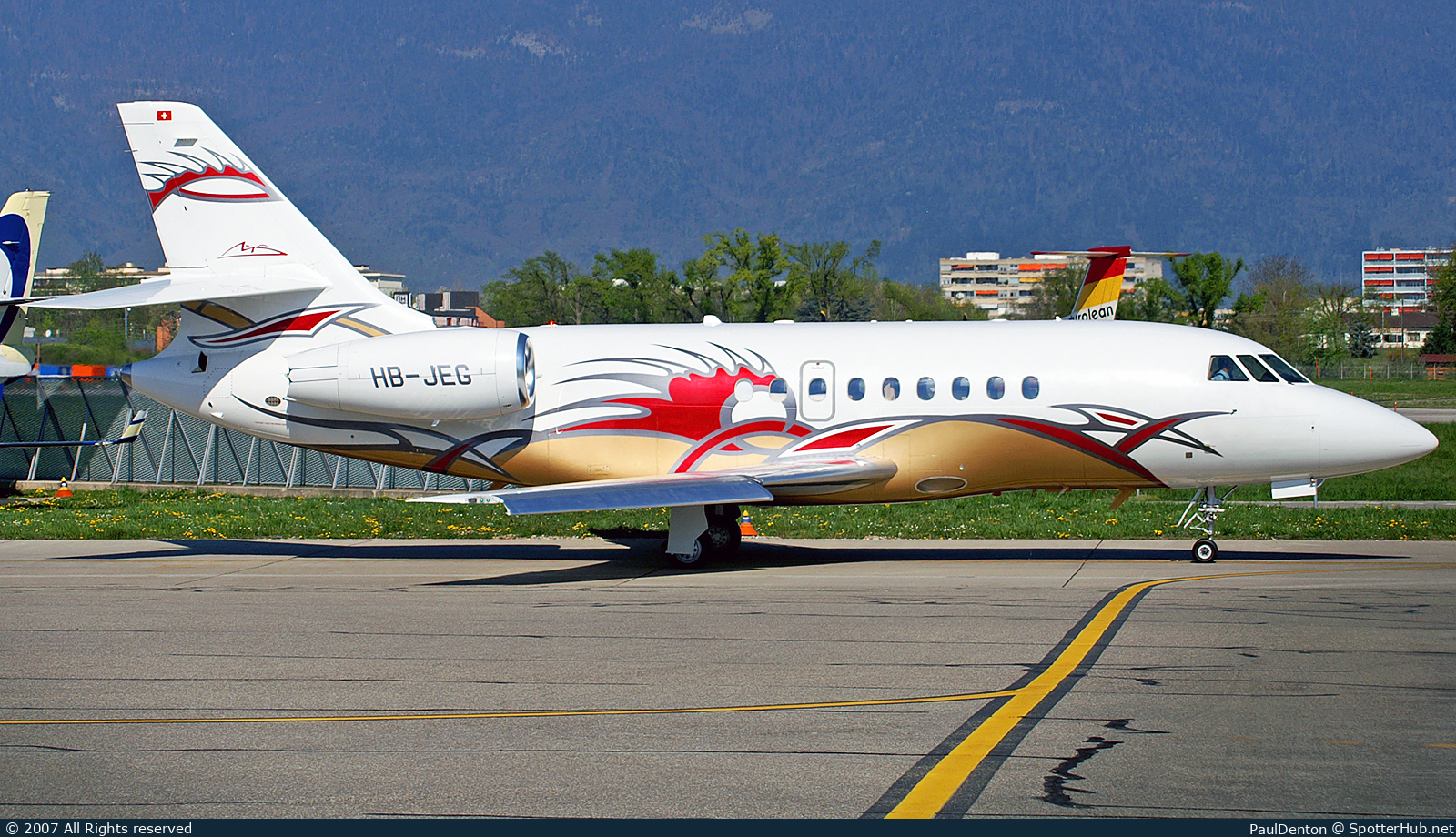 Photo of HB-JEG - Dassault Falcon 2000EX operated by Comlux Aviation