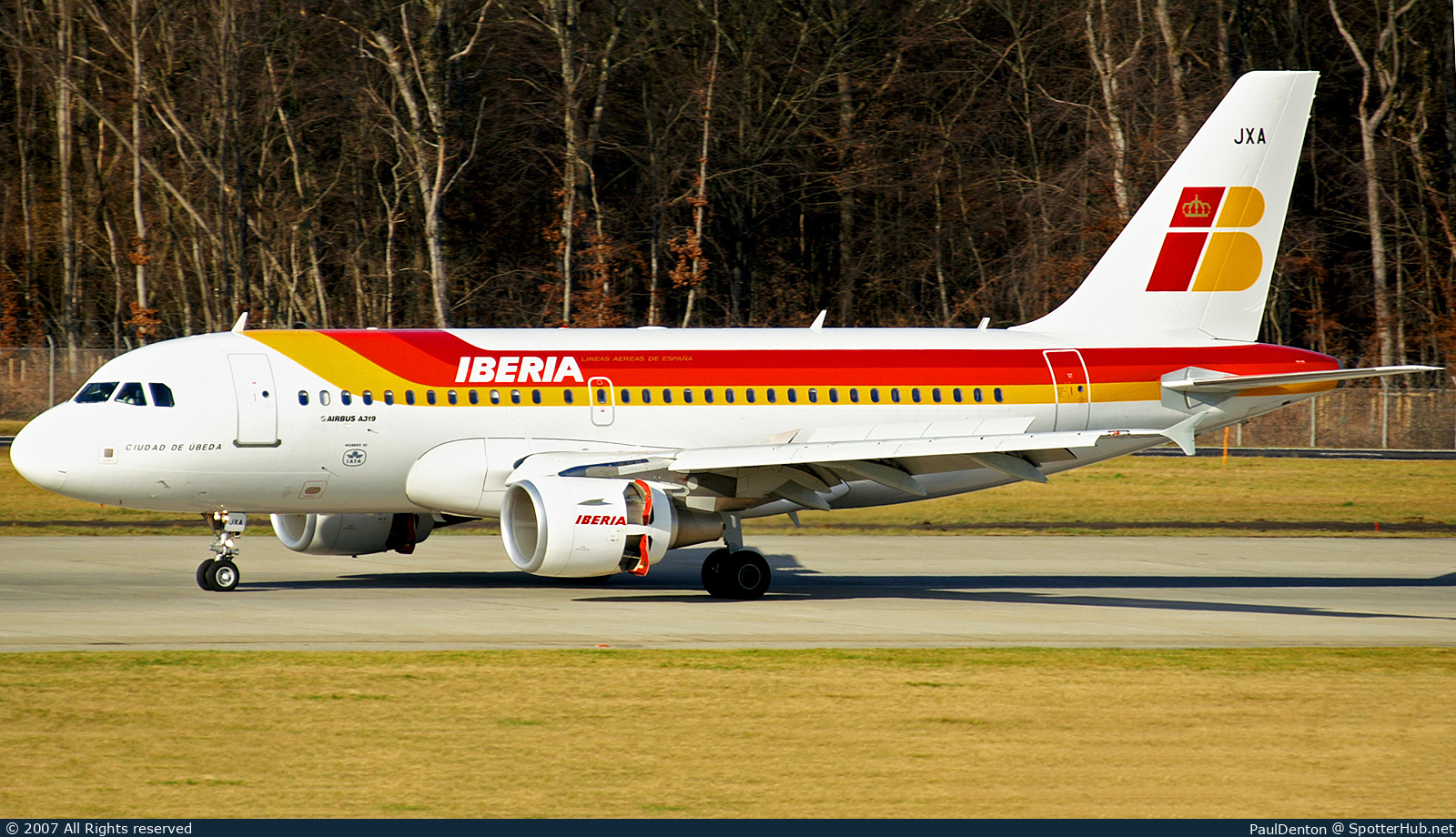 Photo of EC-JXA - Airbus A319-111 operated by Iberia