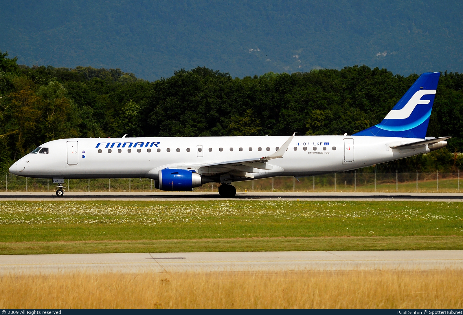 Photo of OH-LKF - Embraer ERJ-190LR operated by Finnair