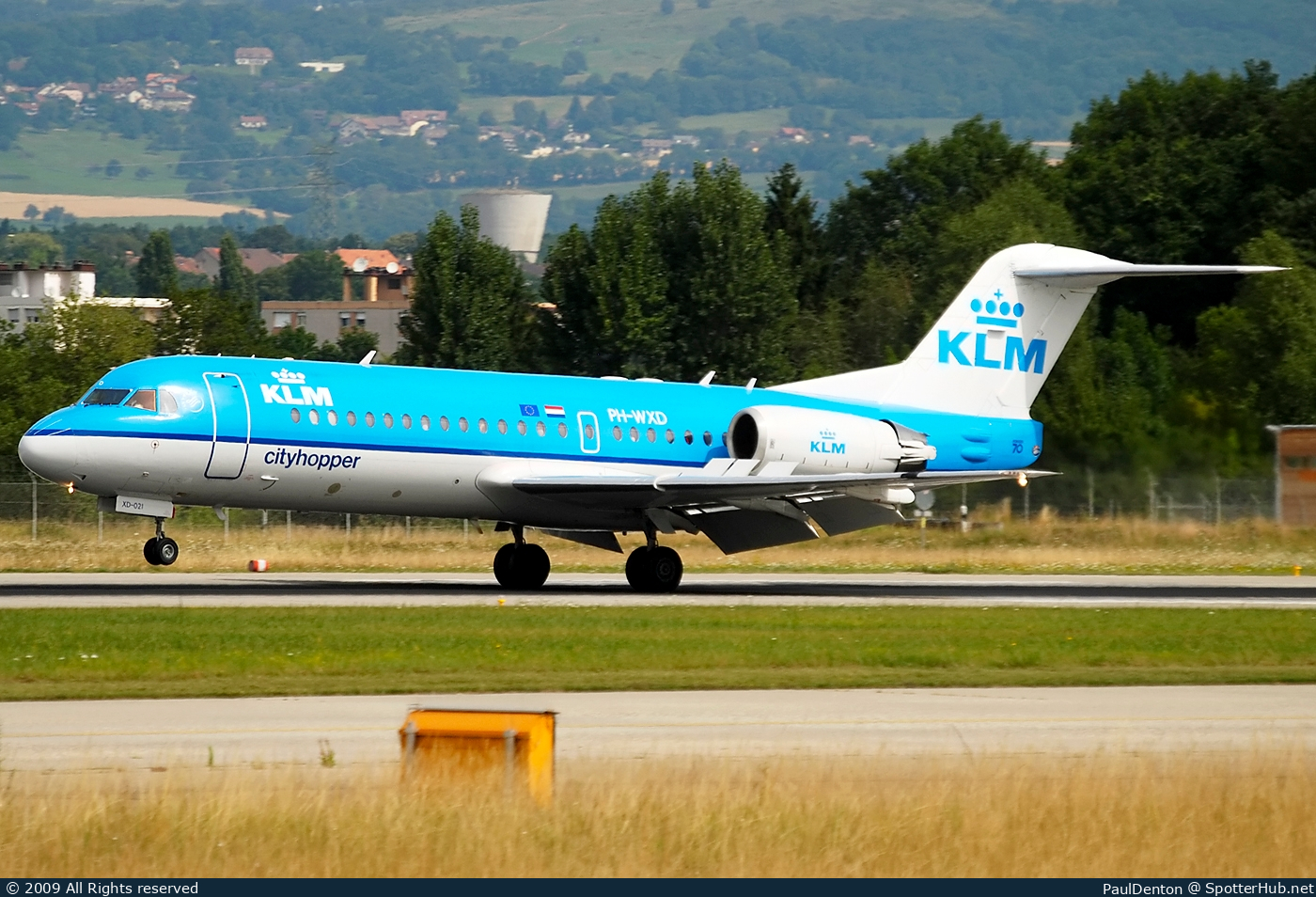 Photo of PH-WXD - Fokker 70 operated by KLM Cityhopper