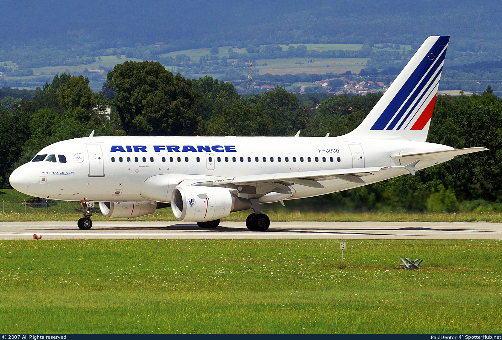 Photo of F-GUGO - Airbus A318-111 operated by Air France