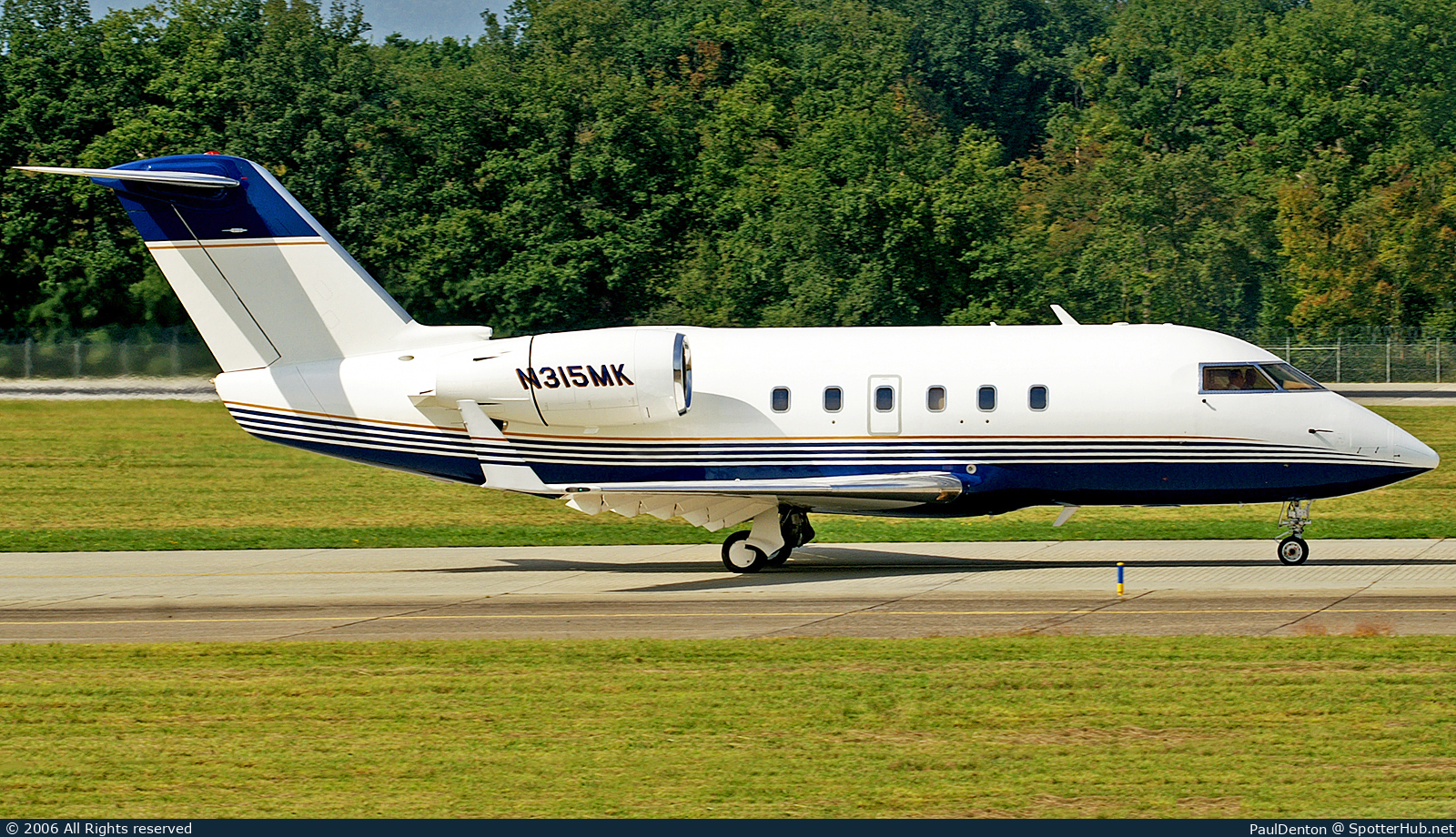 Photo of N315MK - Bombardier Challenger 600S operated by Athenian Air Link