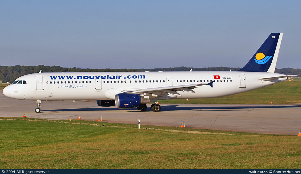 Photo of TS-IQB - Airbus A321-211 operated by Nouvelair