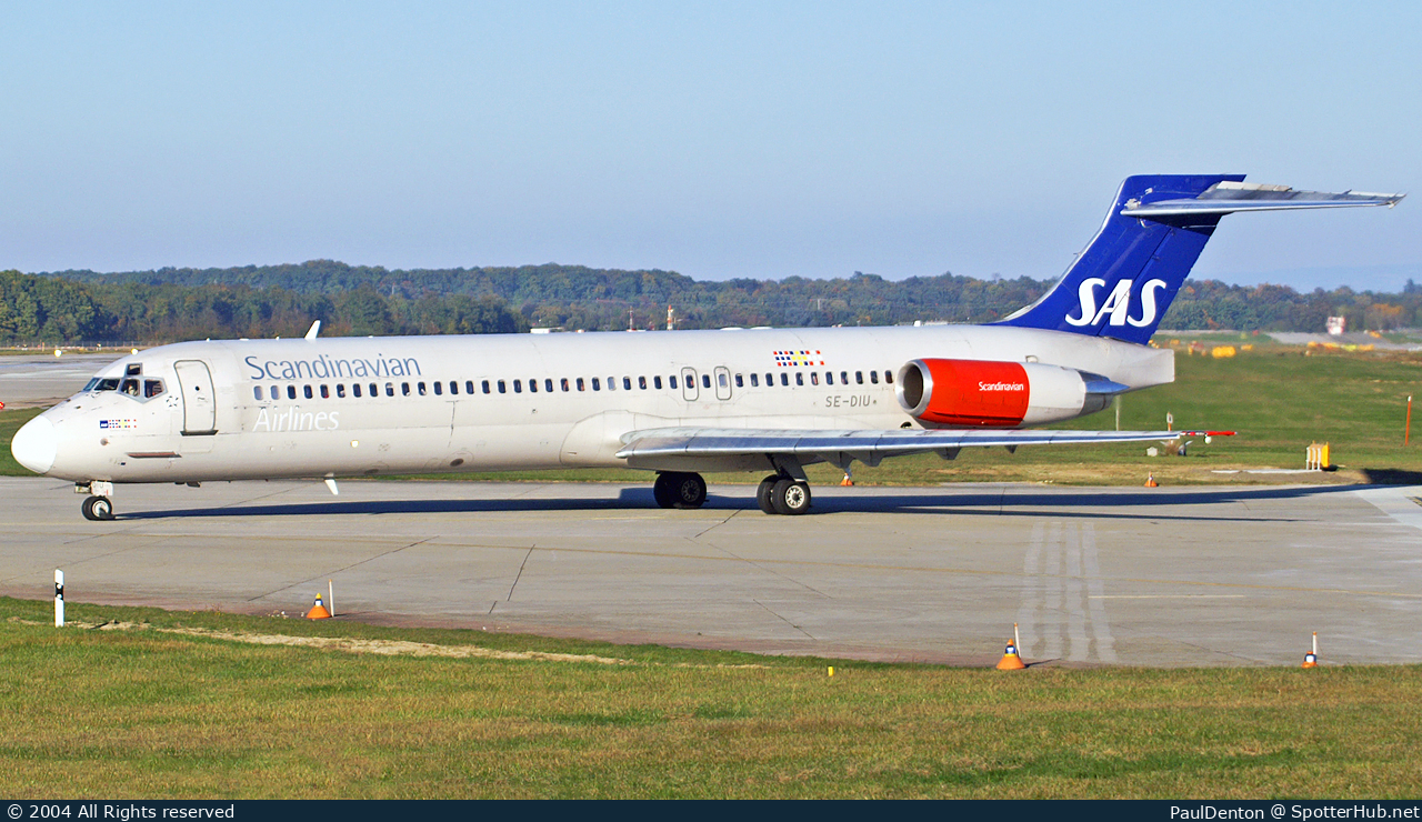 Photo of SE-DIU - McDonnell Douglas MD-87 operated by SAS Scandinavian Airlines