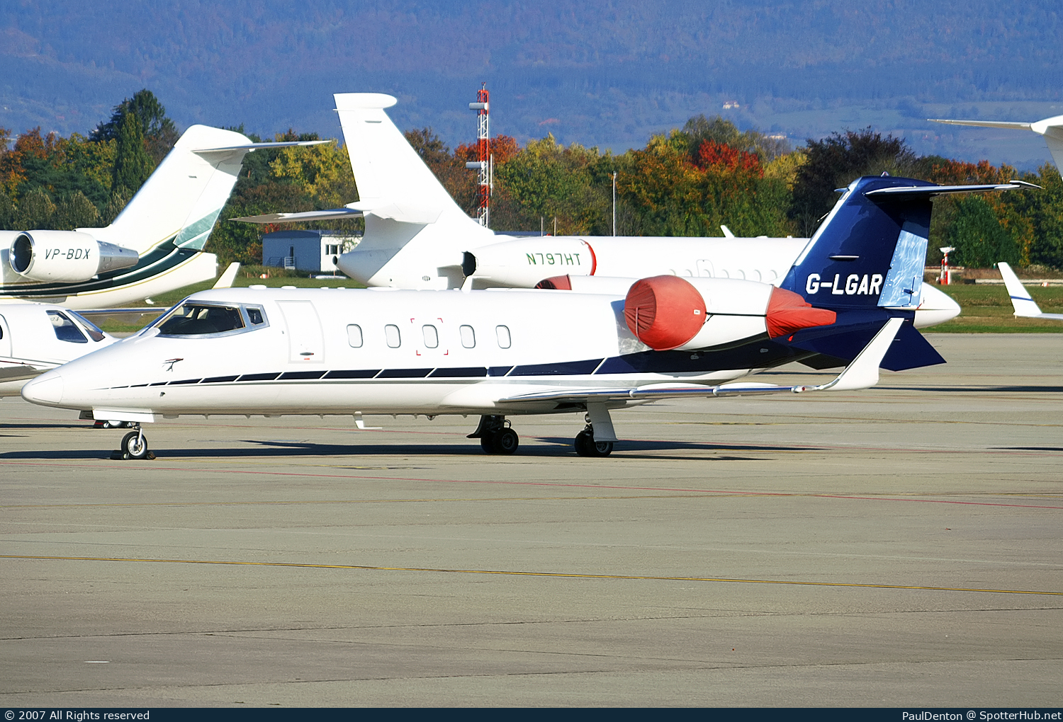 Photo of G-LGAR - Bombardier Learjet 60 operated by TAG Aviation UK