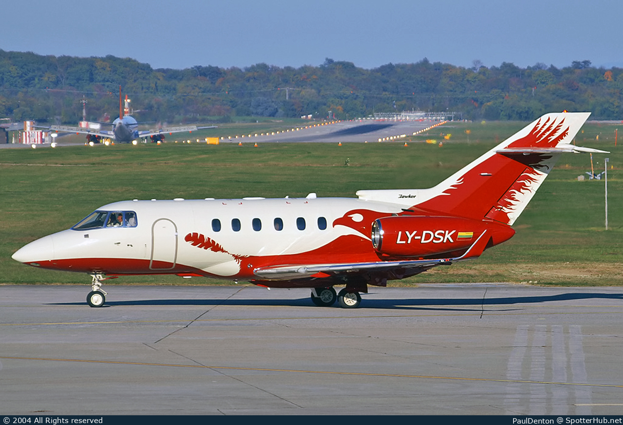 Photo of LY-DSK - Hawker Beechcraft 850XP operated by Aurela