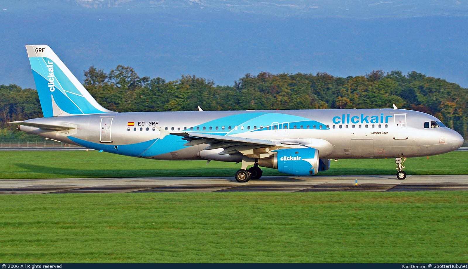 Photo of EC-GRF - Airbus A320-211 operated by Clickair