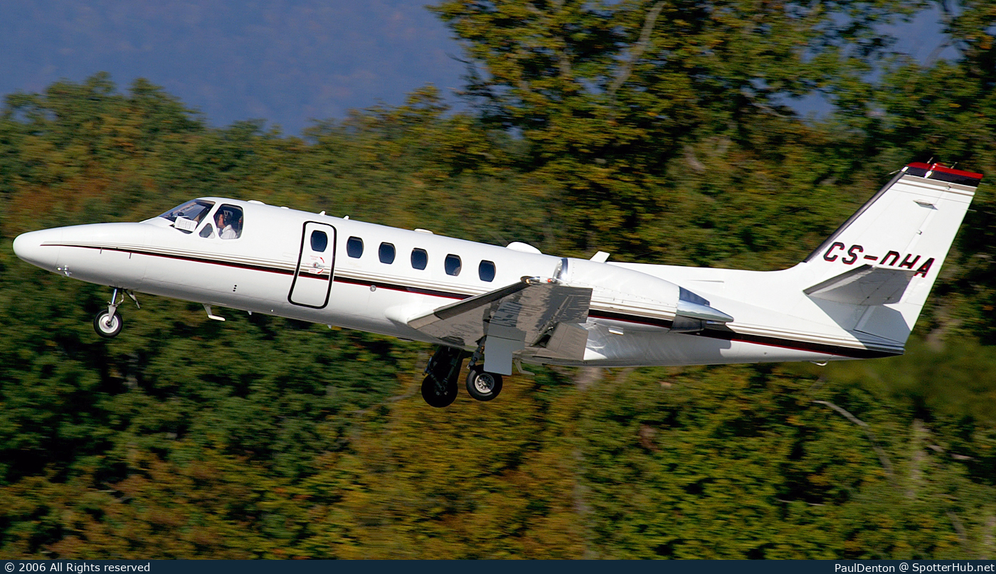 Photo of CS-DHA - Cessna 550B Citation Bravo operated by NetJets Europe
