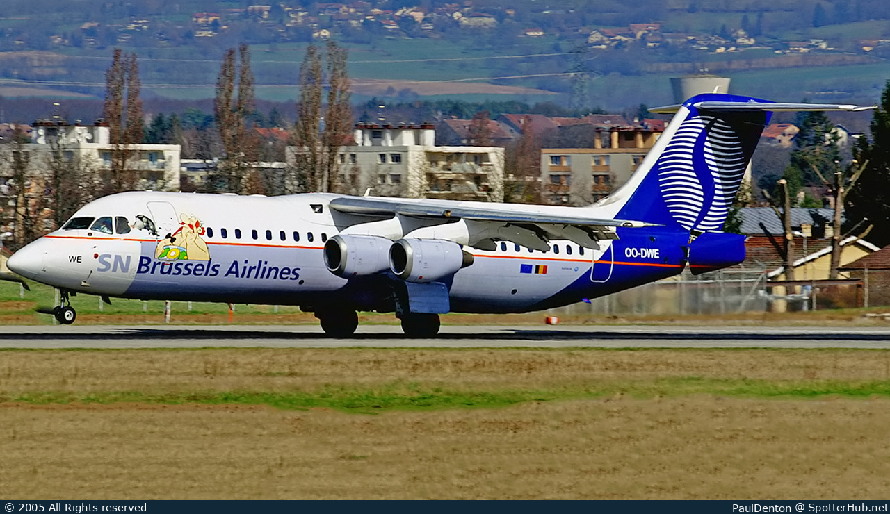 Photo of OO-DWE - British Aerospace Avro RJ100 operated by SN Brussels Airlines